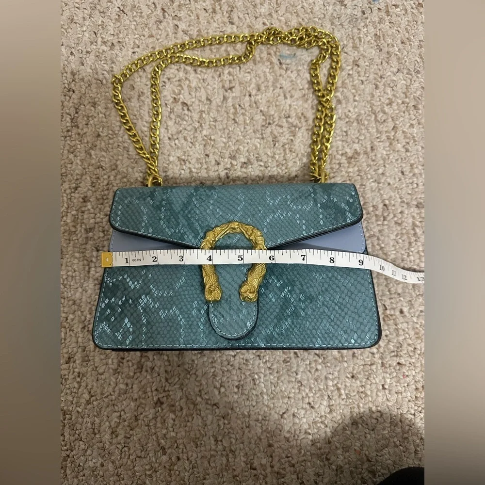Crossbody or shoulder bag purse